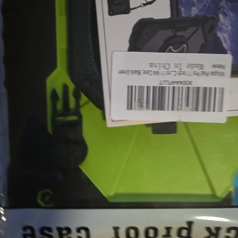 Green and Black Shockproof iPad Pro 11 Case